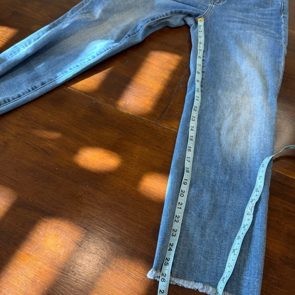 Soft Surroundings The Ultimate High Rise Slim Jeans Size 10 Light Wash 041921